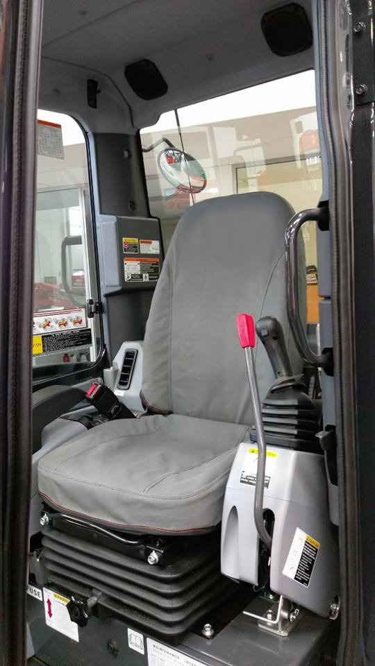 BLACK DUCK SEAT COVERS suitable for TOYOTA HILUX WORKMATE/SR SINGLE CAB